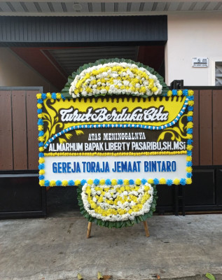 Papan Bunga Duka di Batang Ayumi Julu