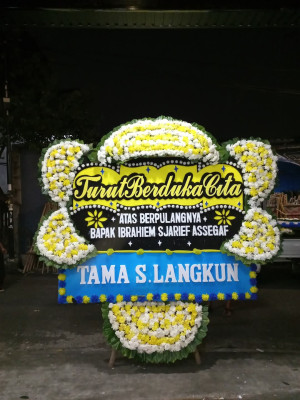 Papan Bunga Duka di Batang Ayumi Julu